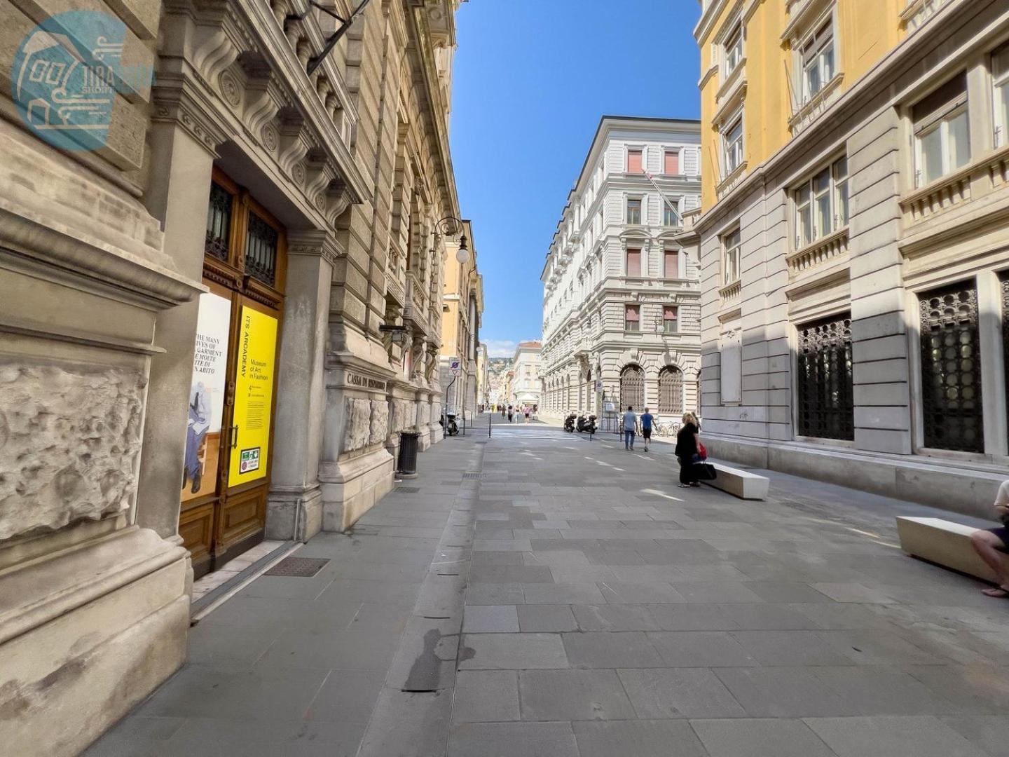 Cassa Di Risparmio 11 Tirabora Short Rent Trieste Exterior photo
