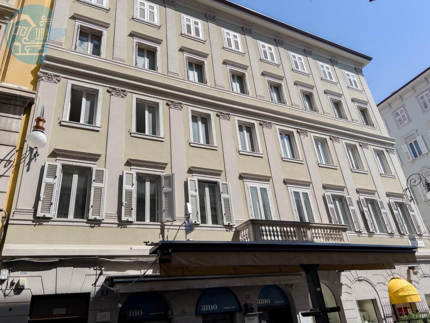 Cassa Di Risparmio 11 Tirabora Short Rent Trieste Exterior photo