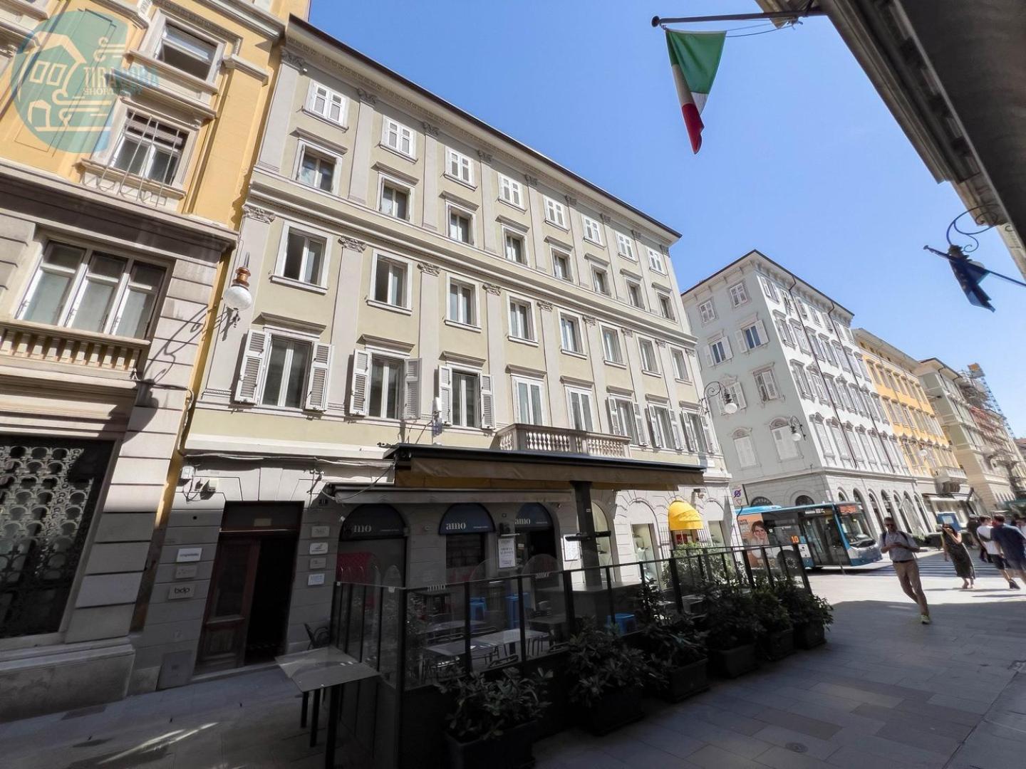 Cassa Di Risparmio 11 Tirabora Short Rent Trieste Exterior photo