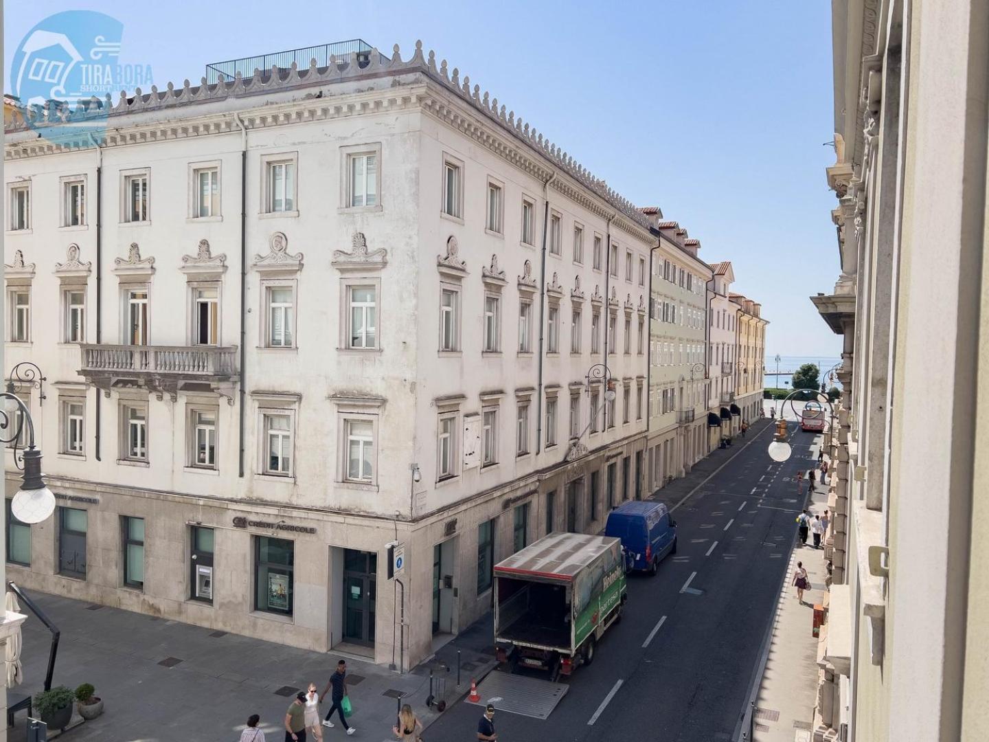 Cassa Di Risparmio 11 Tirabora Short Rent Trieste Exterior photo