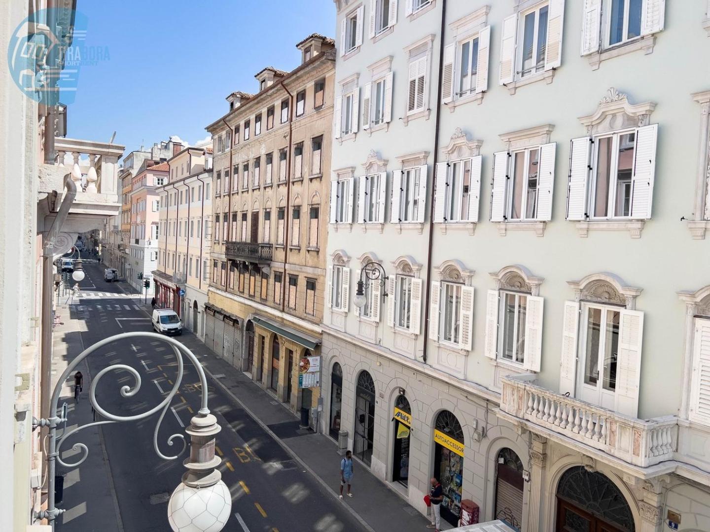 Cassa Di Risparmio 11 Tirabora Short Rent Trieste Exterior photo