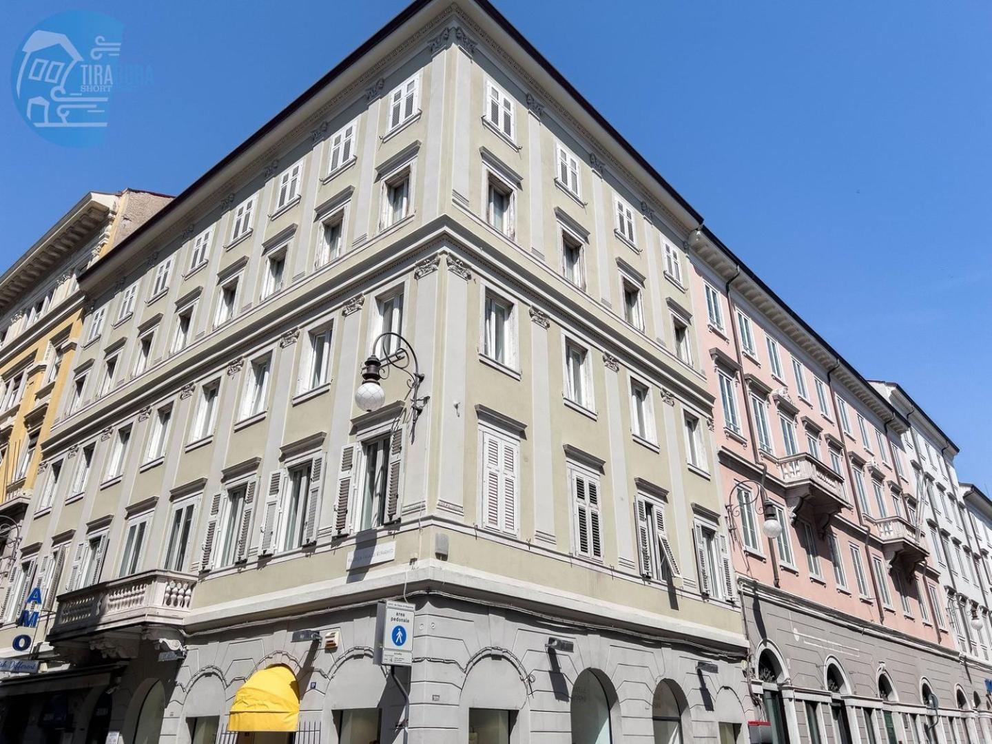 Cassa Di Risparmio 11 Tirabora Short Rent Trieste Exterior photo